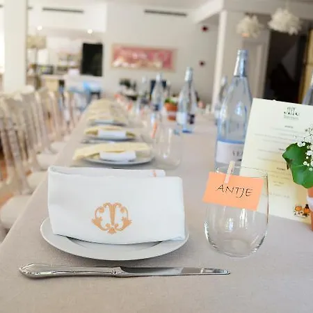 Отель Termes 4*